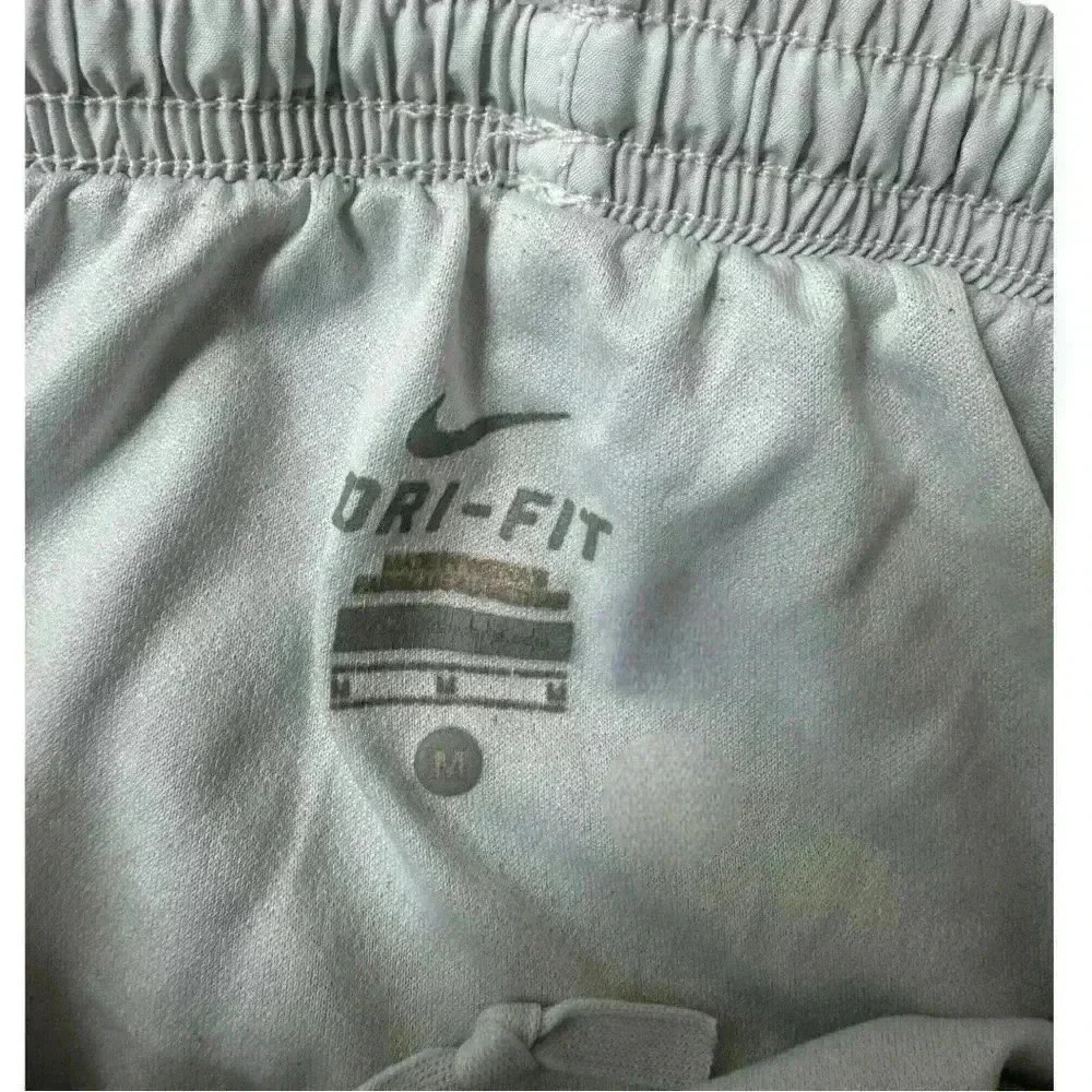 Nike Dri-Fit Womens Gray Shorts Size Medium - Picture 5 of 6
